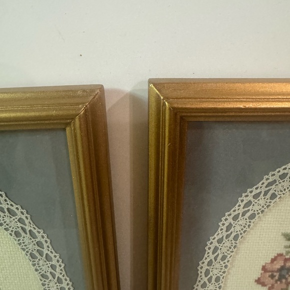 Pair of Floral Needlepoint Wall Art in Gold Frames - Picture 7 of 13